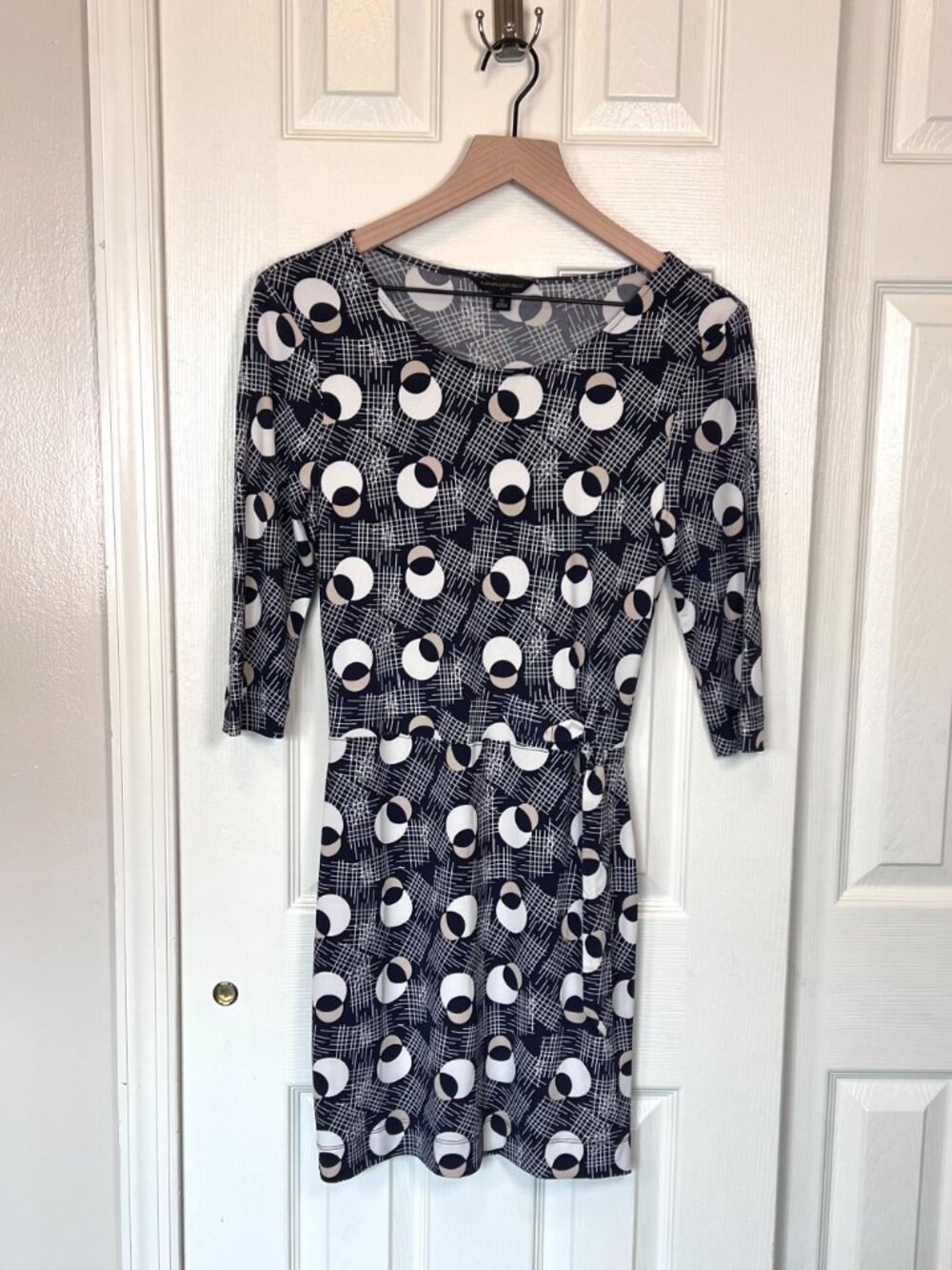 Banana Republic Factory Patterned Knee Length Tie Back Dress Navy/ White Size XS